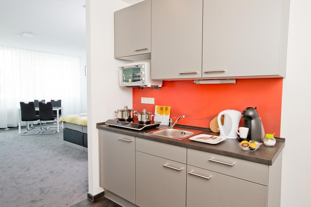 Design Sleepy Cologne Aparthotel Exteriör bild